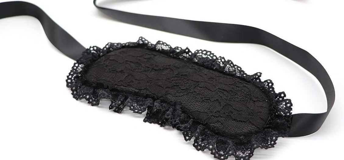 BDSM - Black Blindfold in Lace and Satin